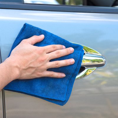 Microfiber πανί για καθαρισμό και γυάλισμα αυτοκινήτου χωρίς γρατζουνιές